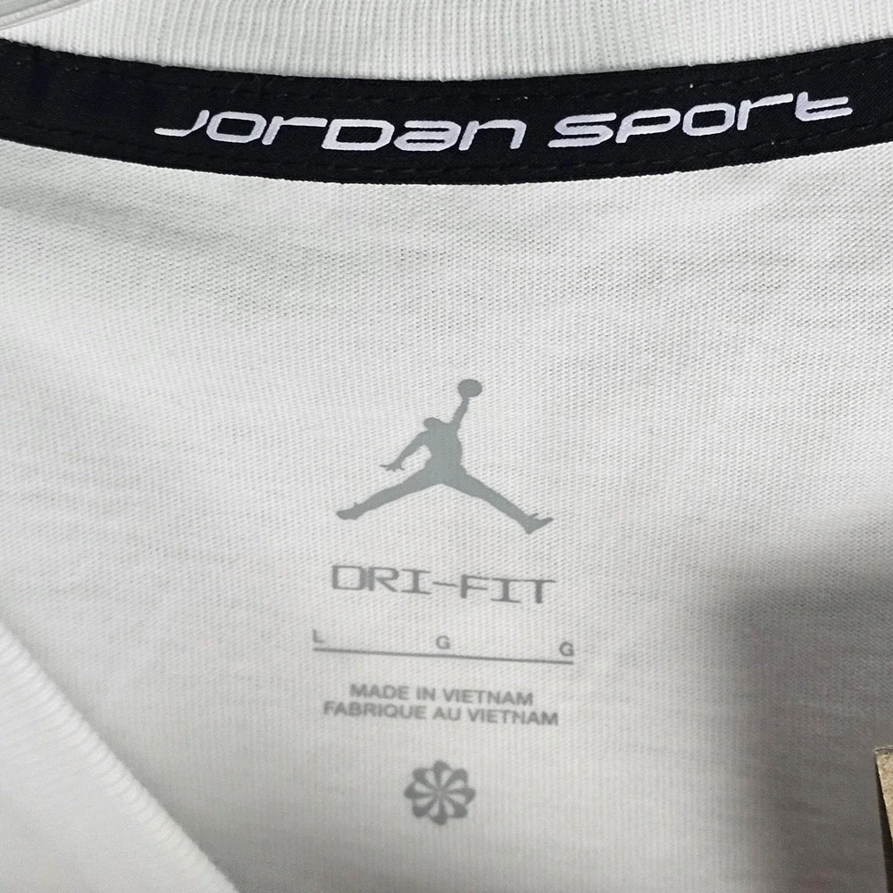 Jordan T-Shirt Mens L White HQ8966-100 Sport Dri-FIT Graphic Jumpman Active
